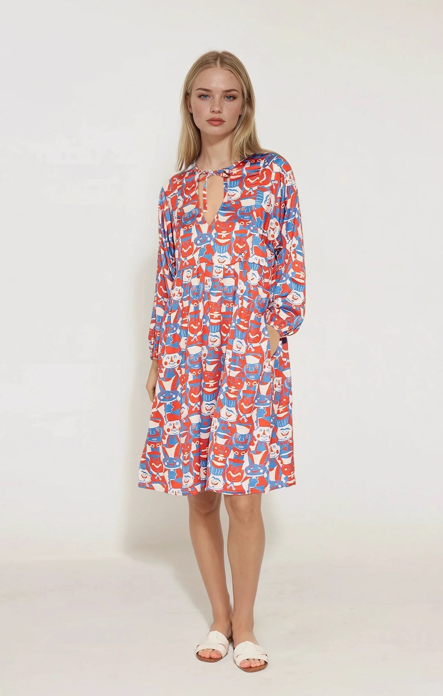 CSEREP rustic short dress 'Miska Faces'
