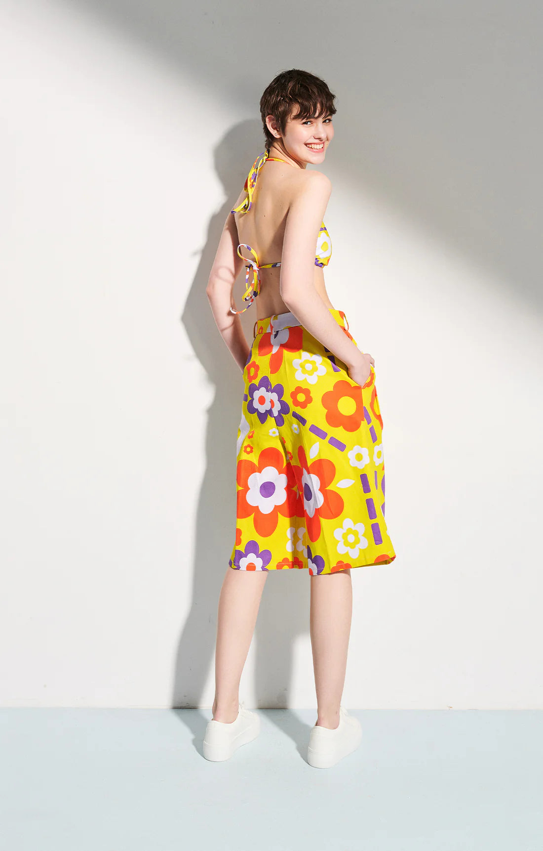 FLEURETTE tailored bermuda shorts 'Space Flowers'