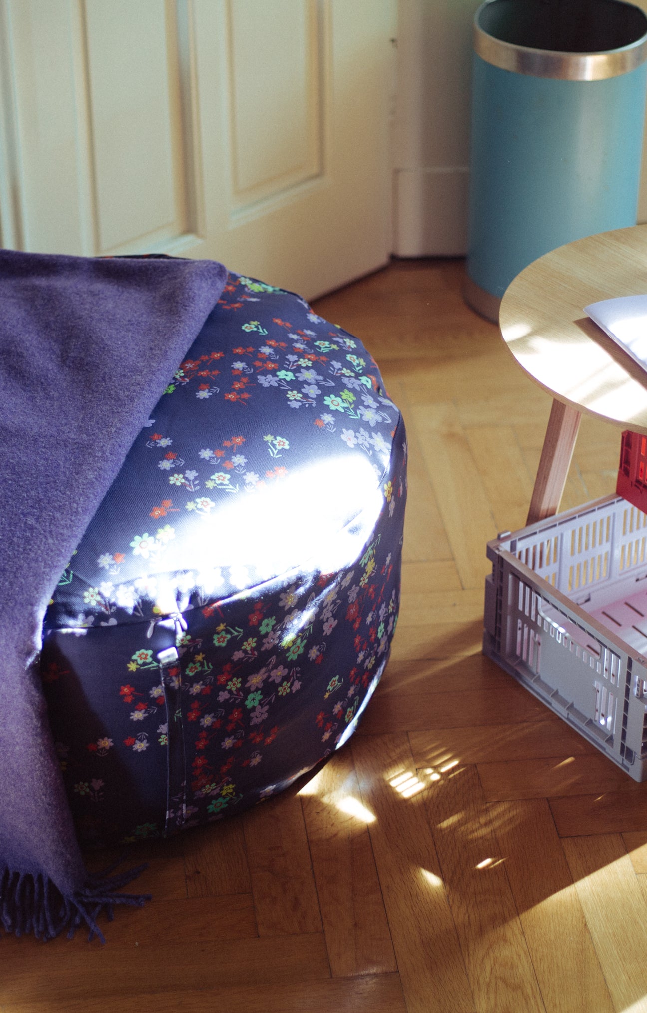 Round pouf 'meadow' print