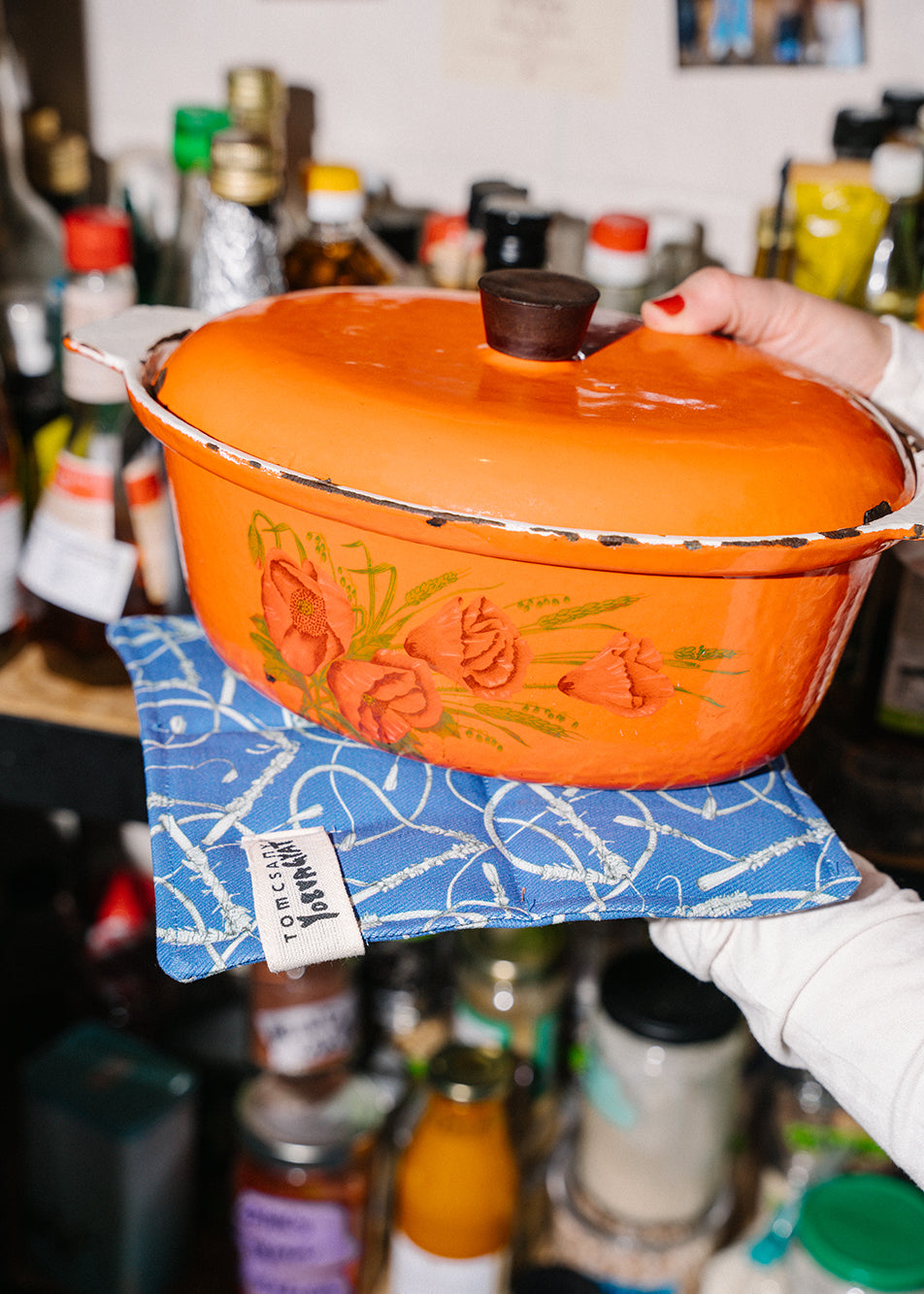 'YO8VAGYAT' pot holder 'whip blue'