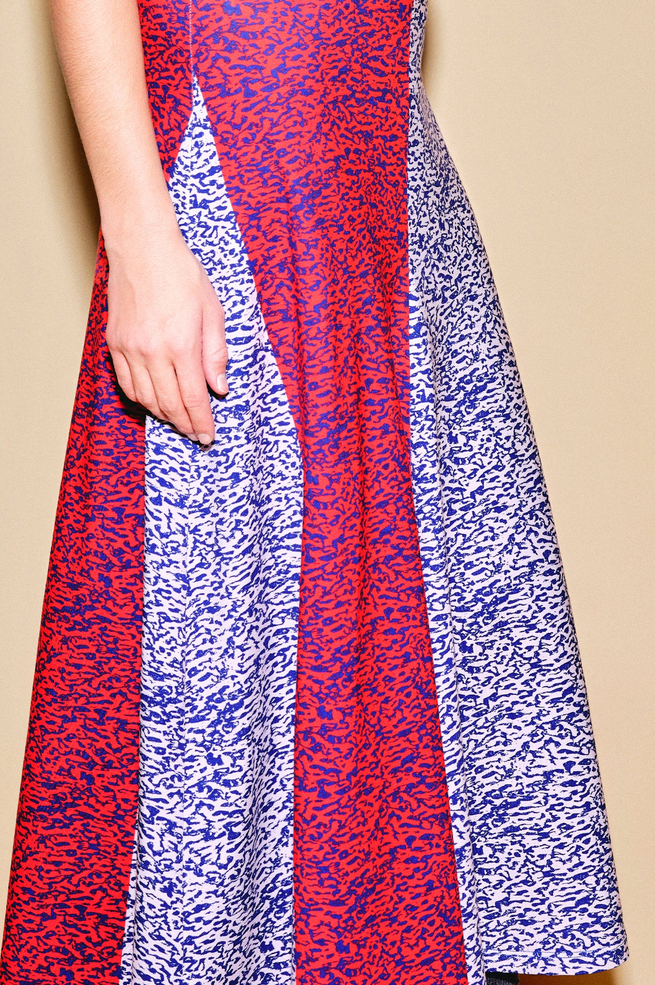 BETYAR midi jersey dress 'Enamel Pink'