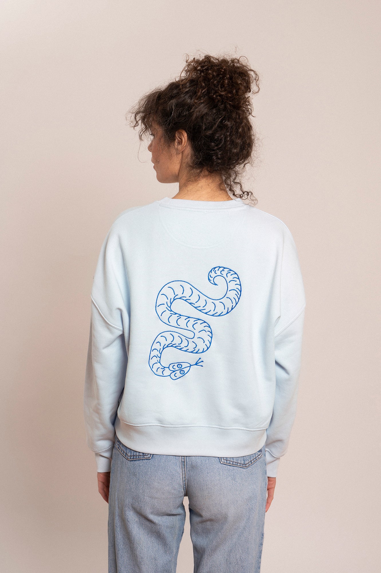 'SNAKE' sweatshirt ice blue