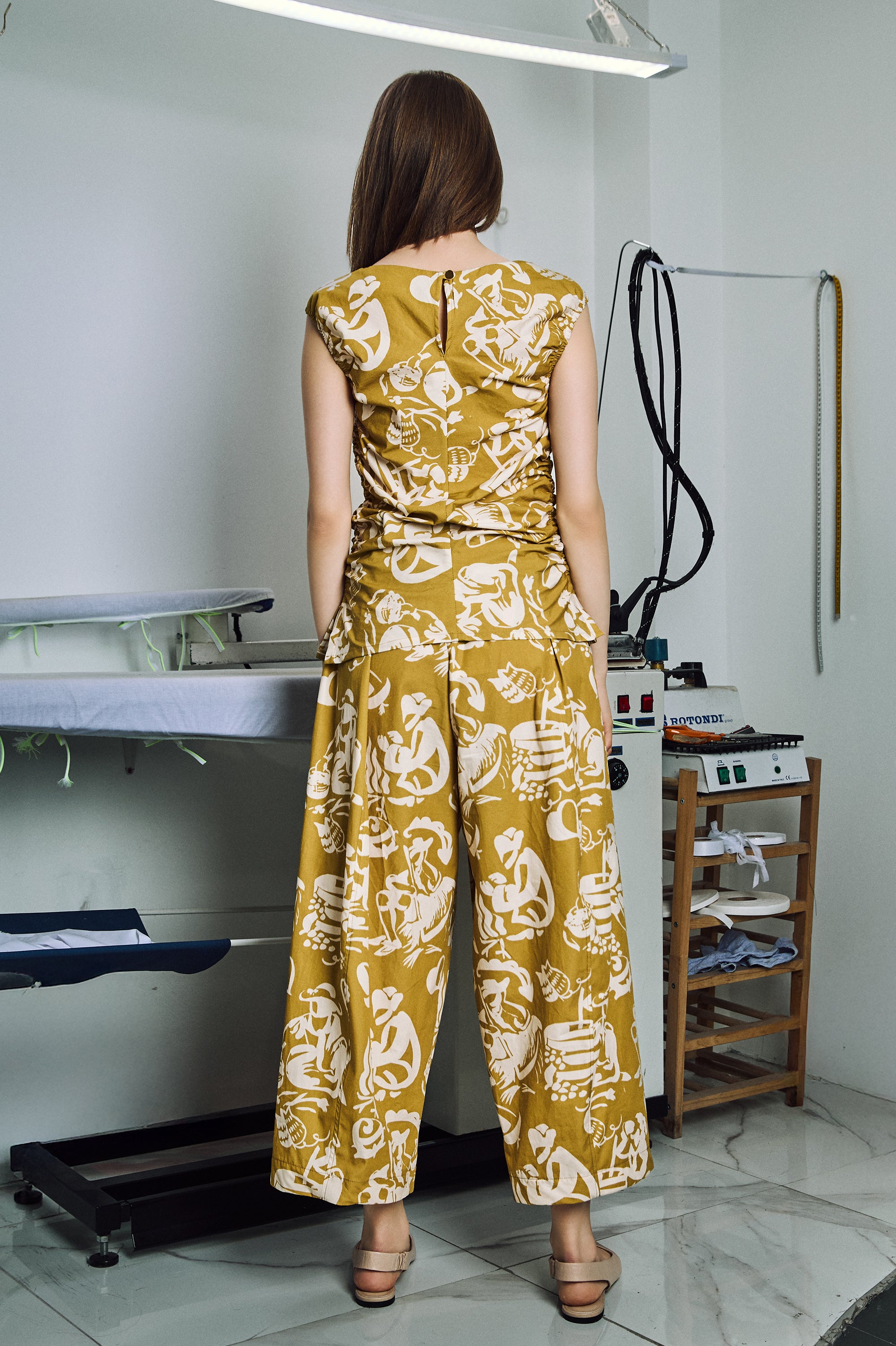 EVA barrel leg trousers 'Seasons Gold'
