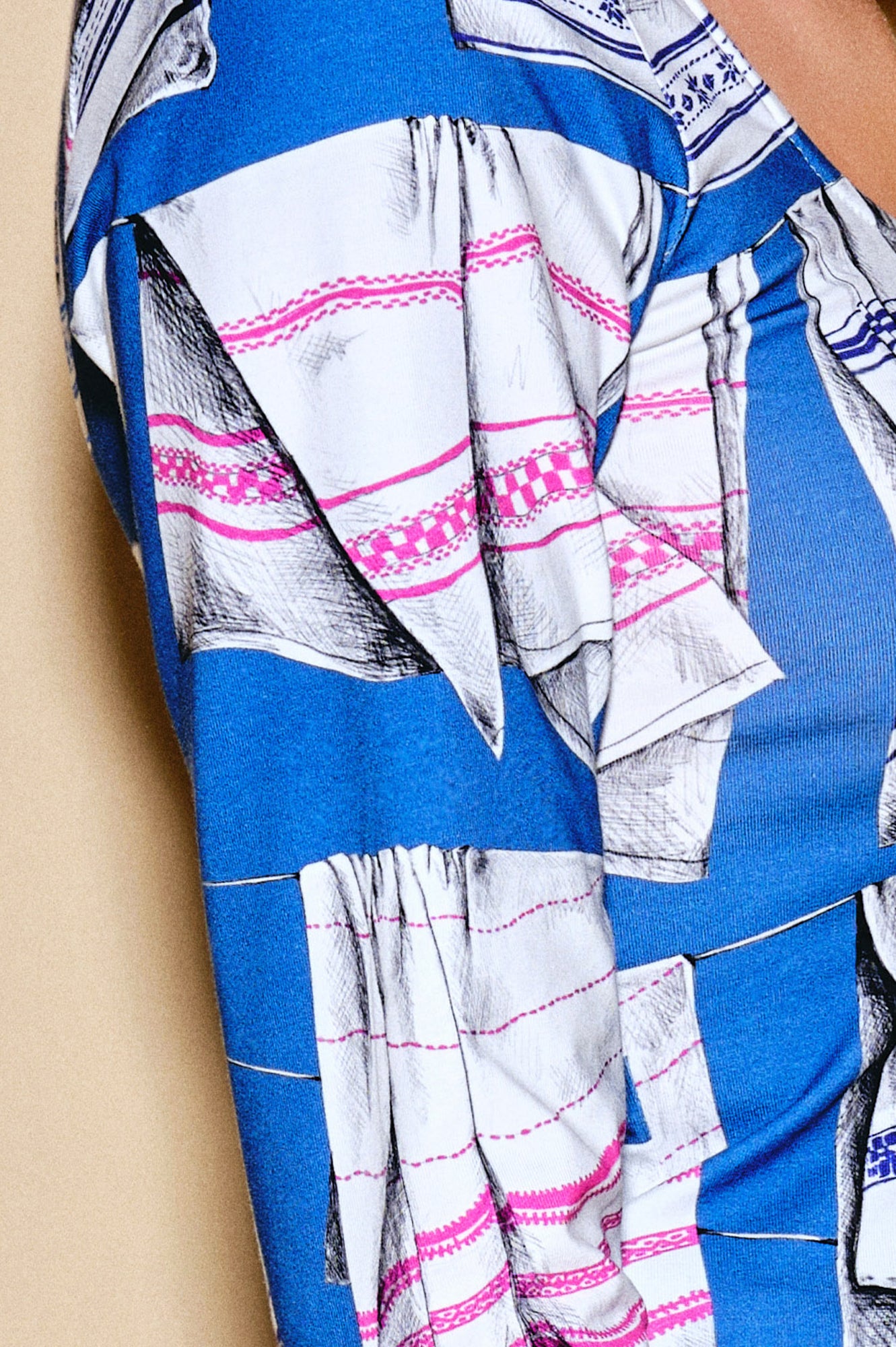 MIHOK long sleeve top 'Kitchen Towel'