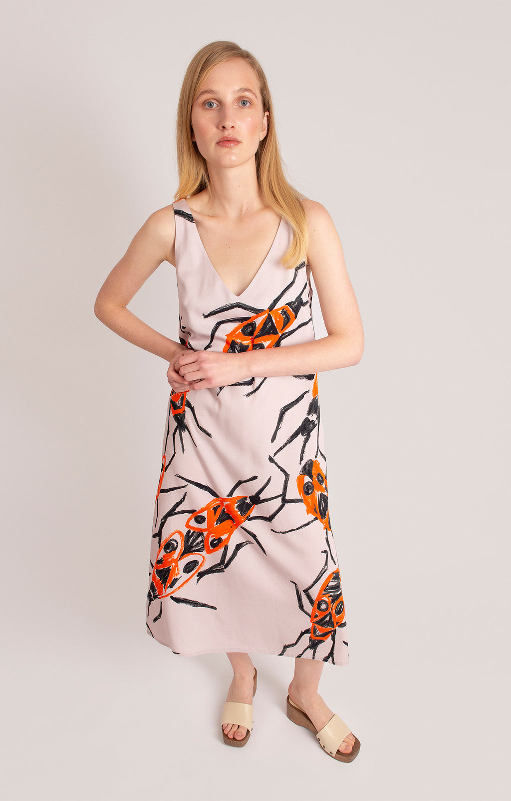 PILLE v-neck dress 'Big Firebugs'