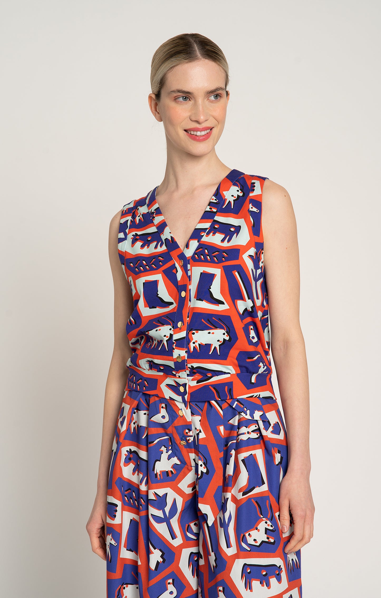 LOVAS sleeveless jersey cardigan 'Totem Red'