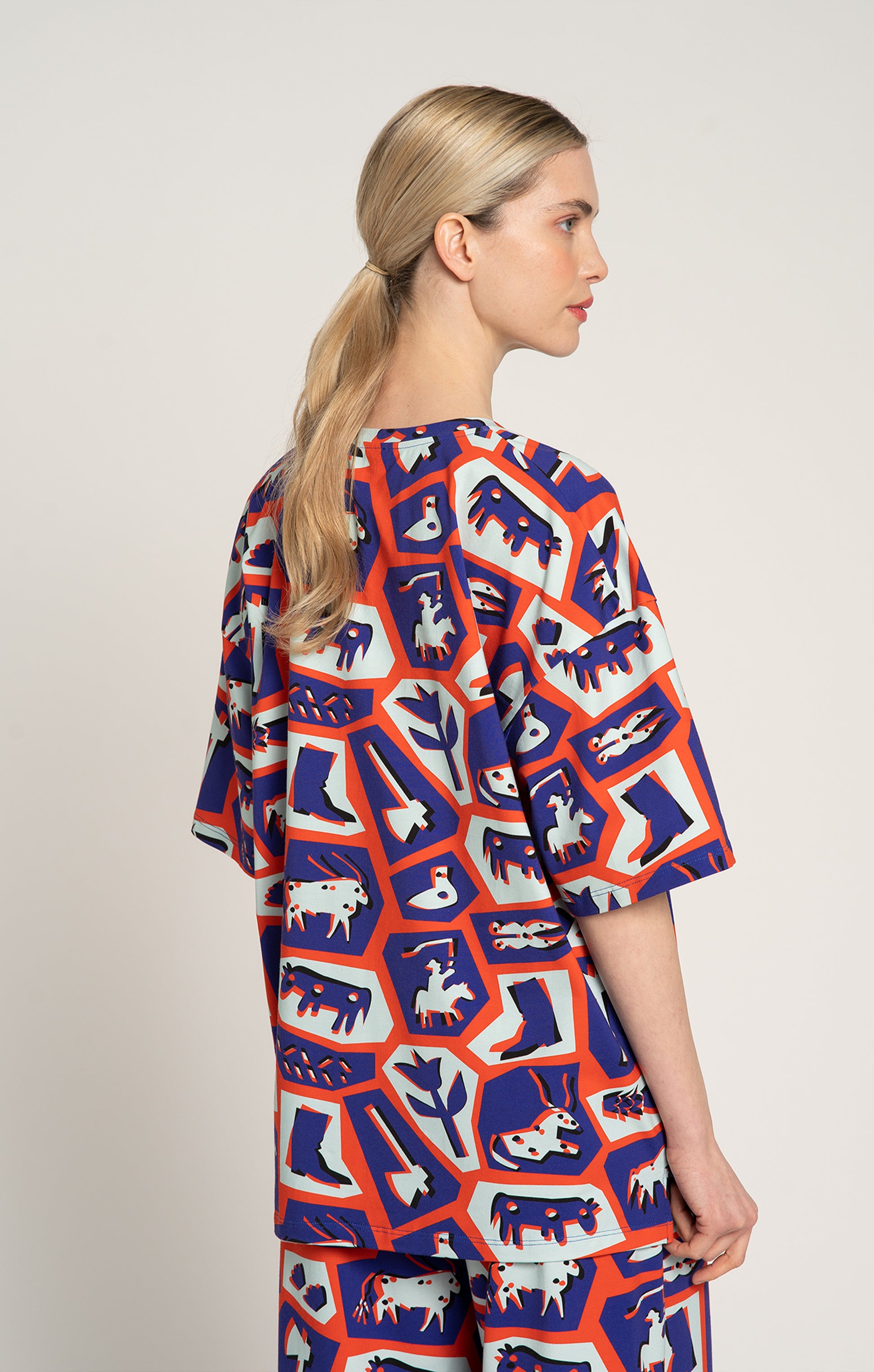 PUSZTA oversized t-shirt in Totem Red print, from Spring/Summer 2025 collection