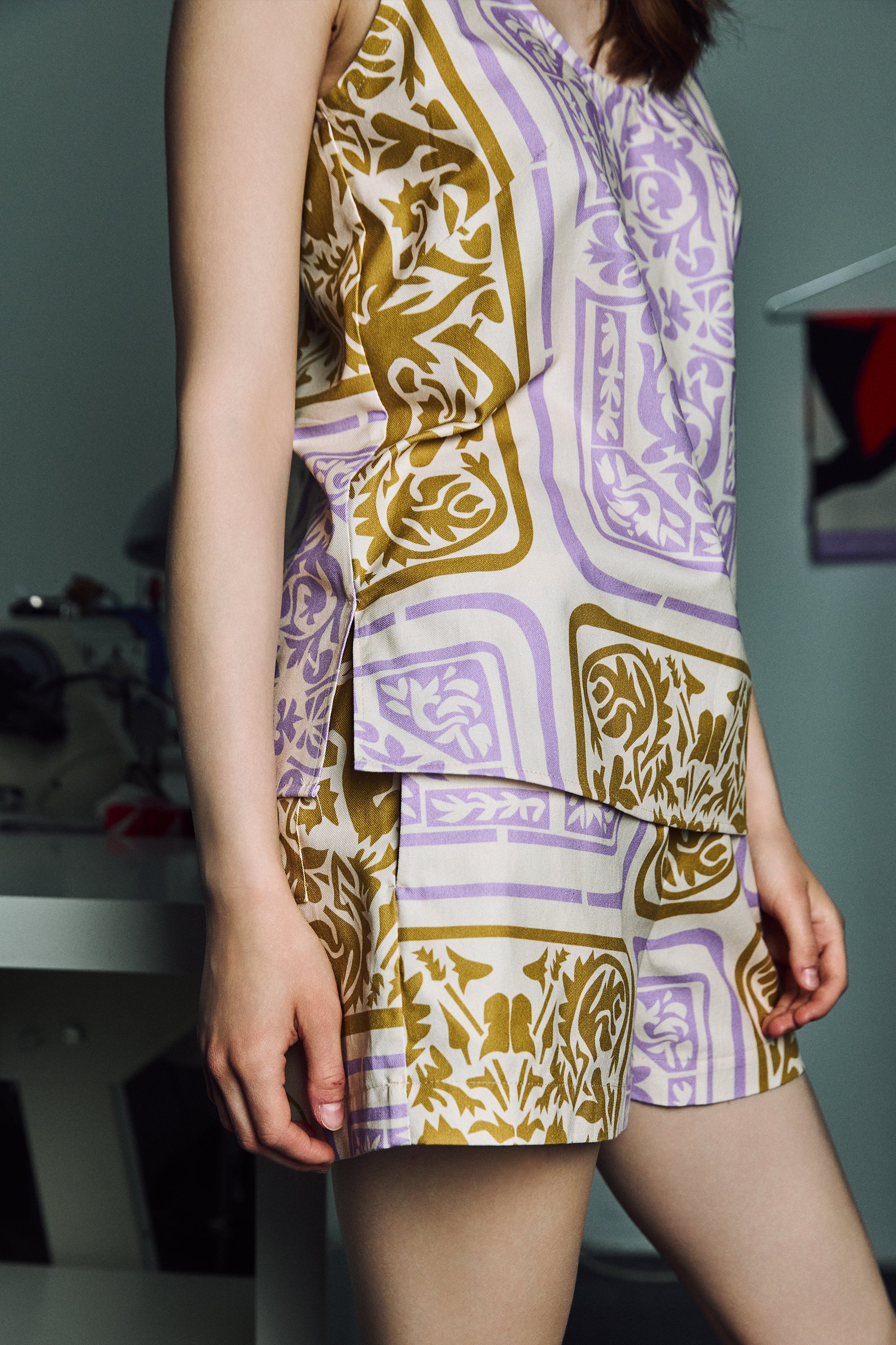 TETNOLDI sleeveless top 'Cards'