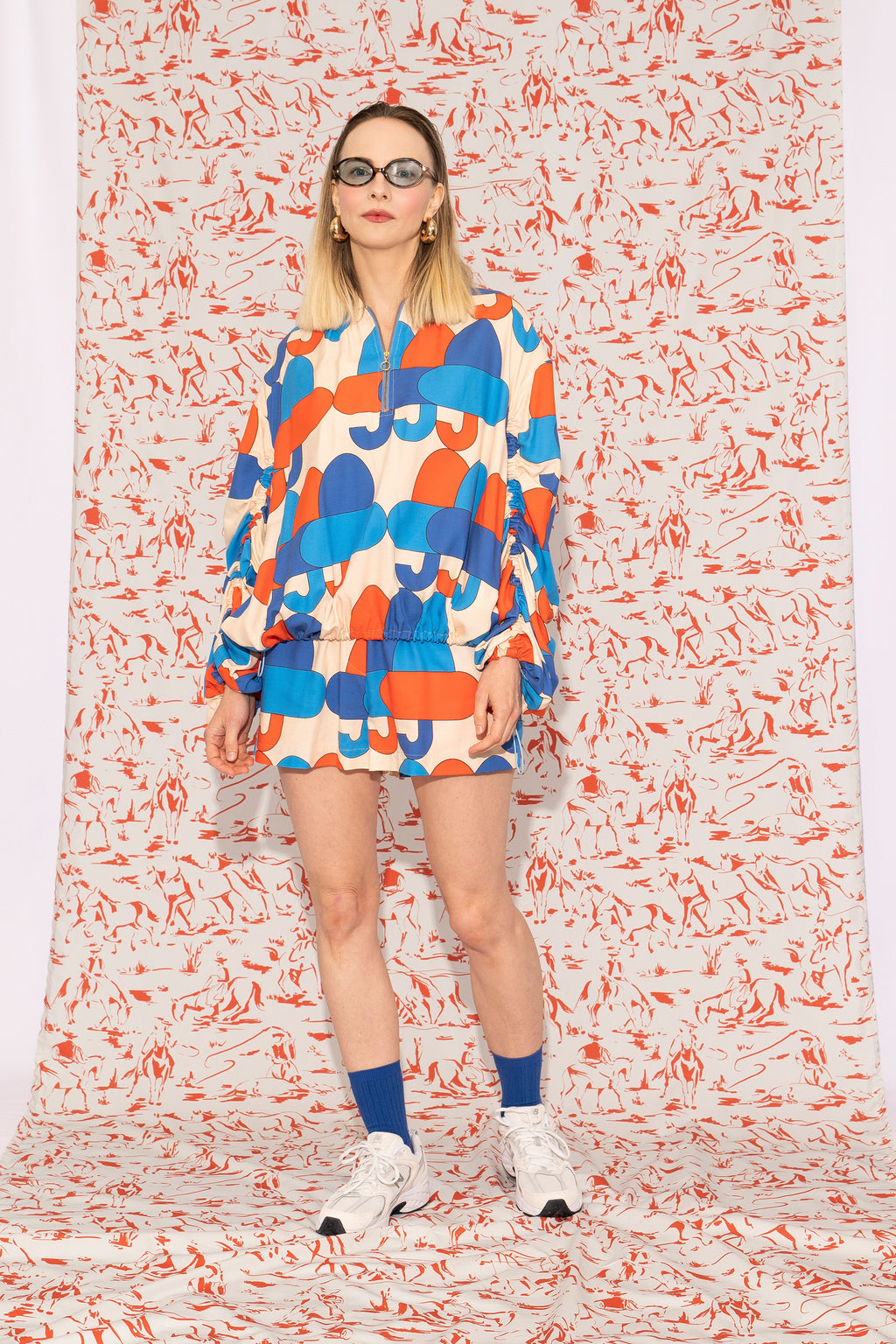 KOLOMPER gathered sleeve bomber shirt 'Acorn Blue'