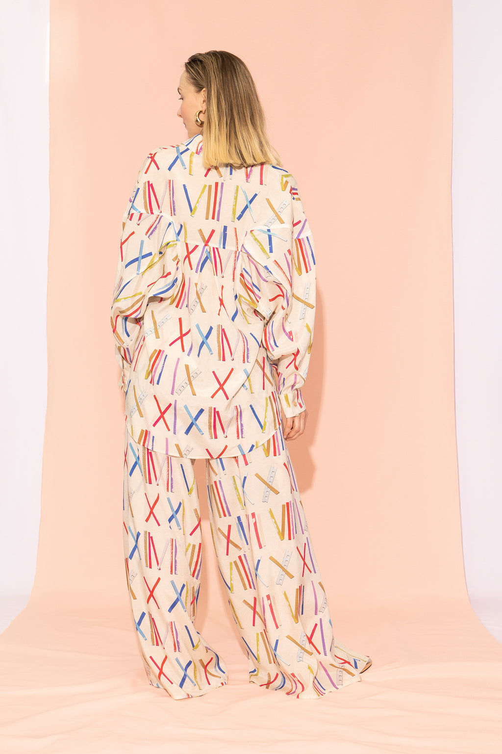 FAHEJ volume sleeve oversized shirt 'Numbers'