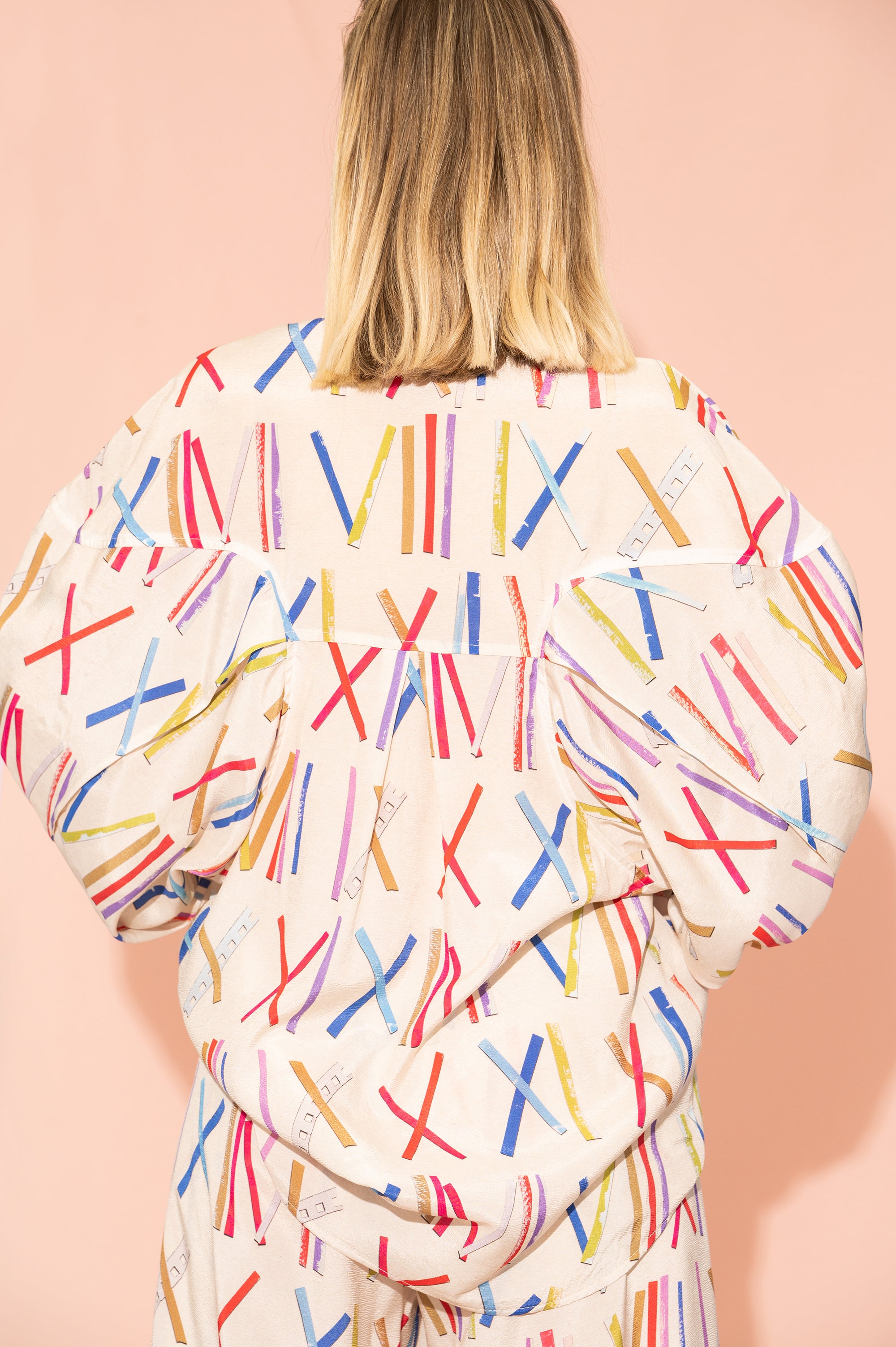 FAHEJ volume sleeve oversized shirt 'Numbers'