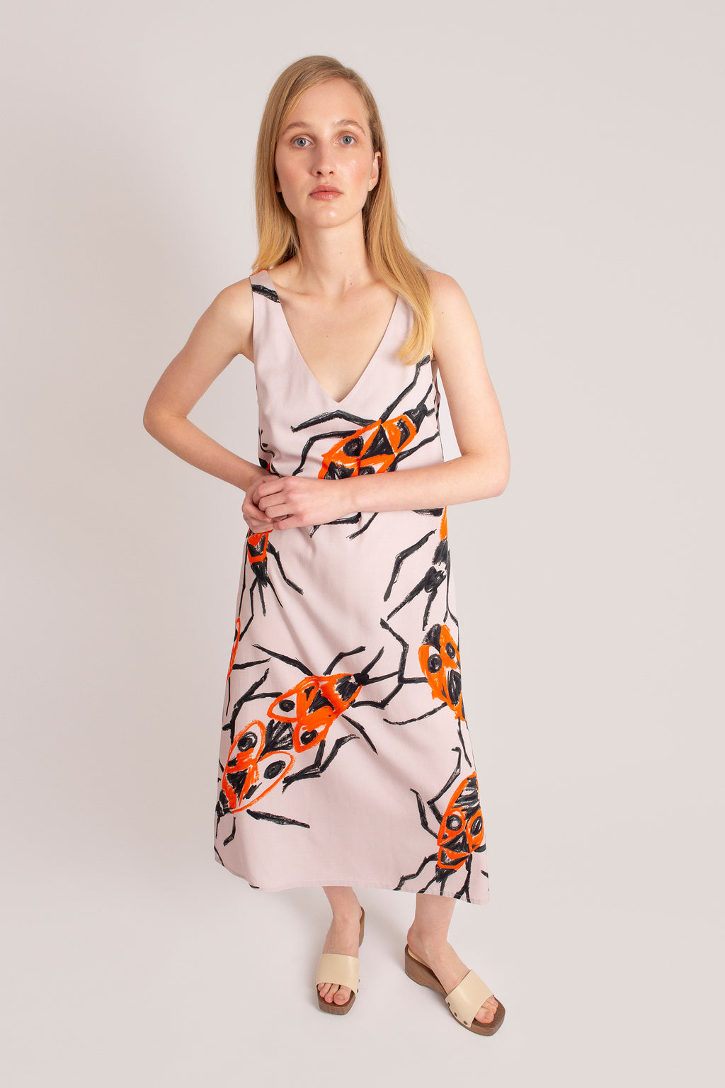 PILLE v-neck dress 'Big Firebugs'