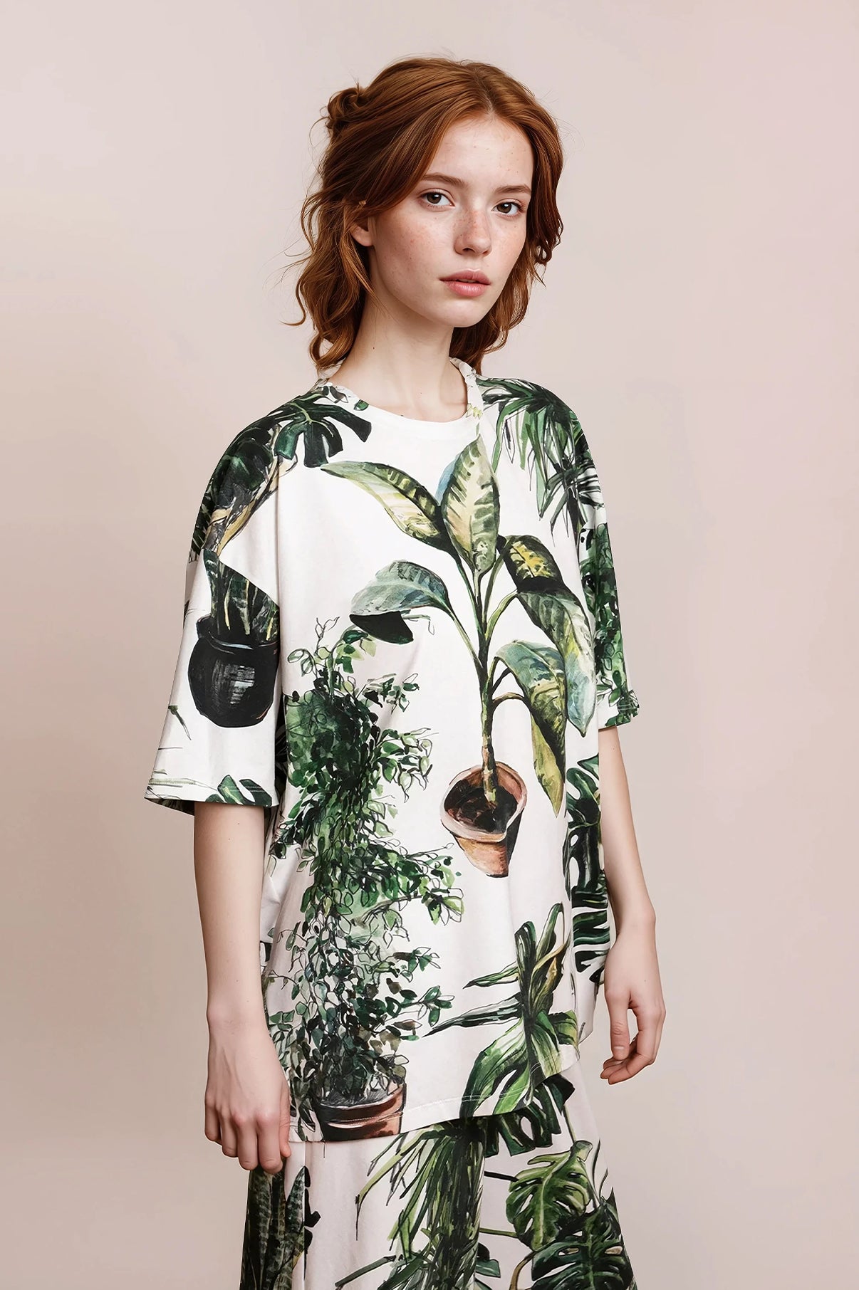 VIZITKE oversized t-shirt 'Plants'